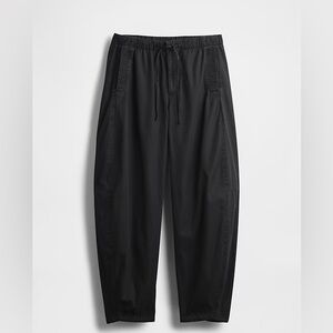 Gap Mid-Rise Barrel Parachute Pants Black